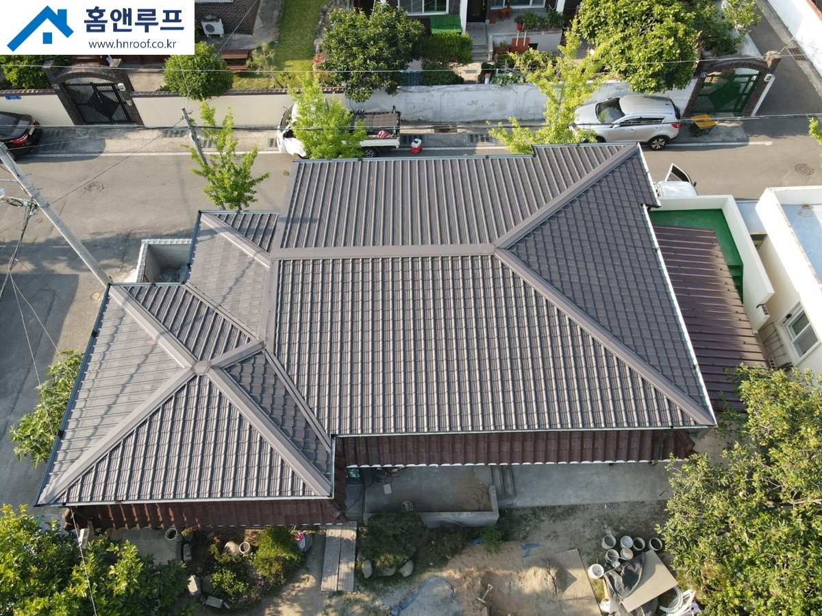 홈앤루프_칼라강판지붕_3_3.jpg