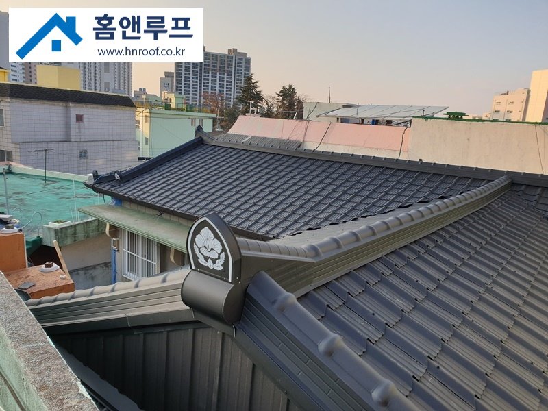홈앤루프_칼라강판지붕_7_1_800.jpg